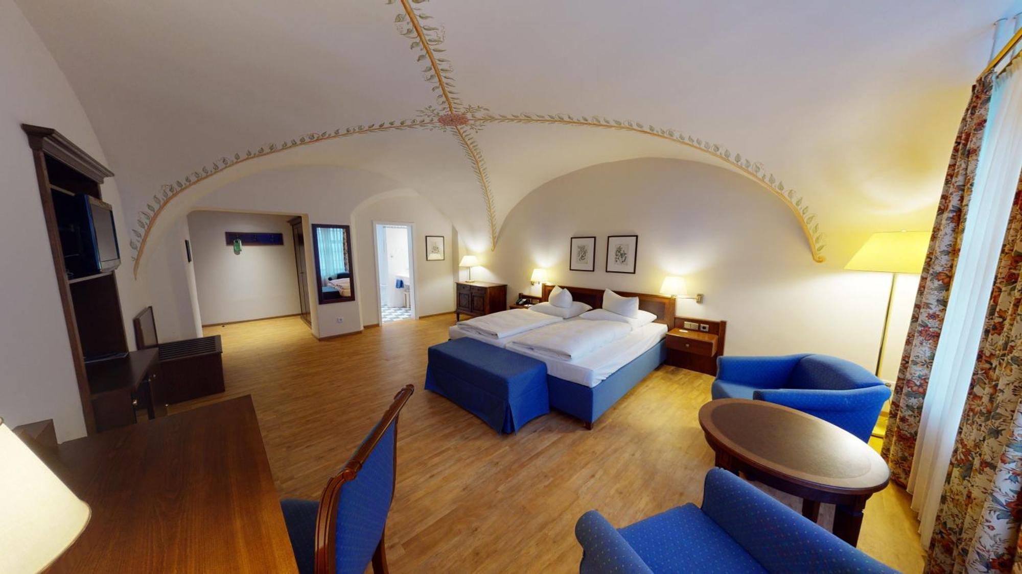Romantik Hotel Tuchmacher กอร์ลิตซ์ ภายนอก รูปภาพ